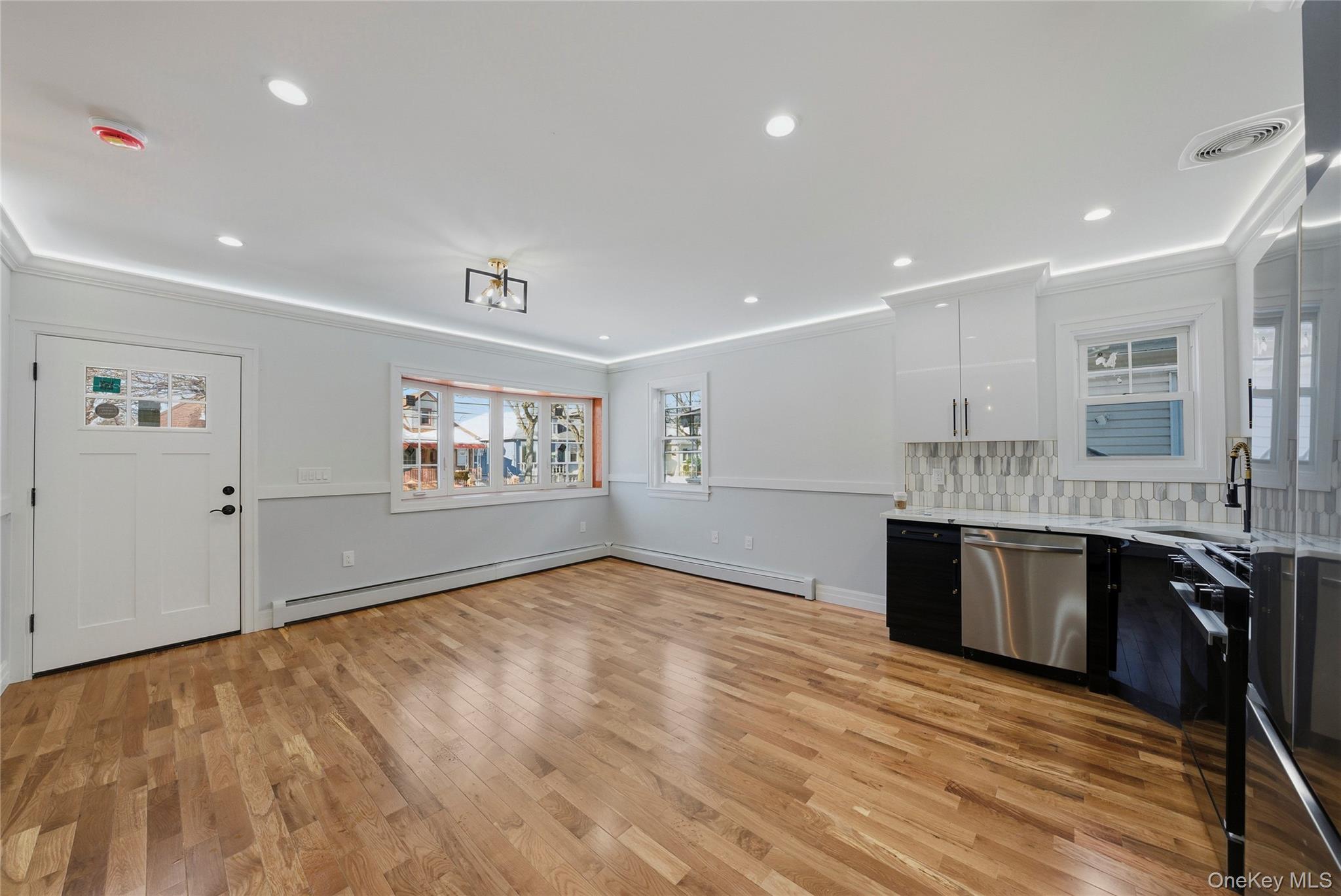 Single Family 169th Street Queens, NY 11434, MLS-979334-3