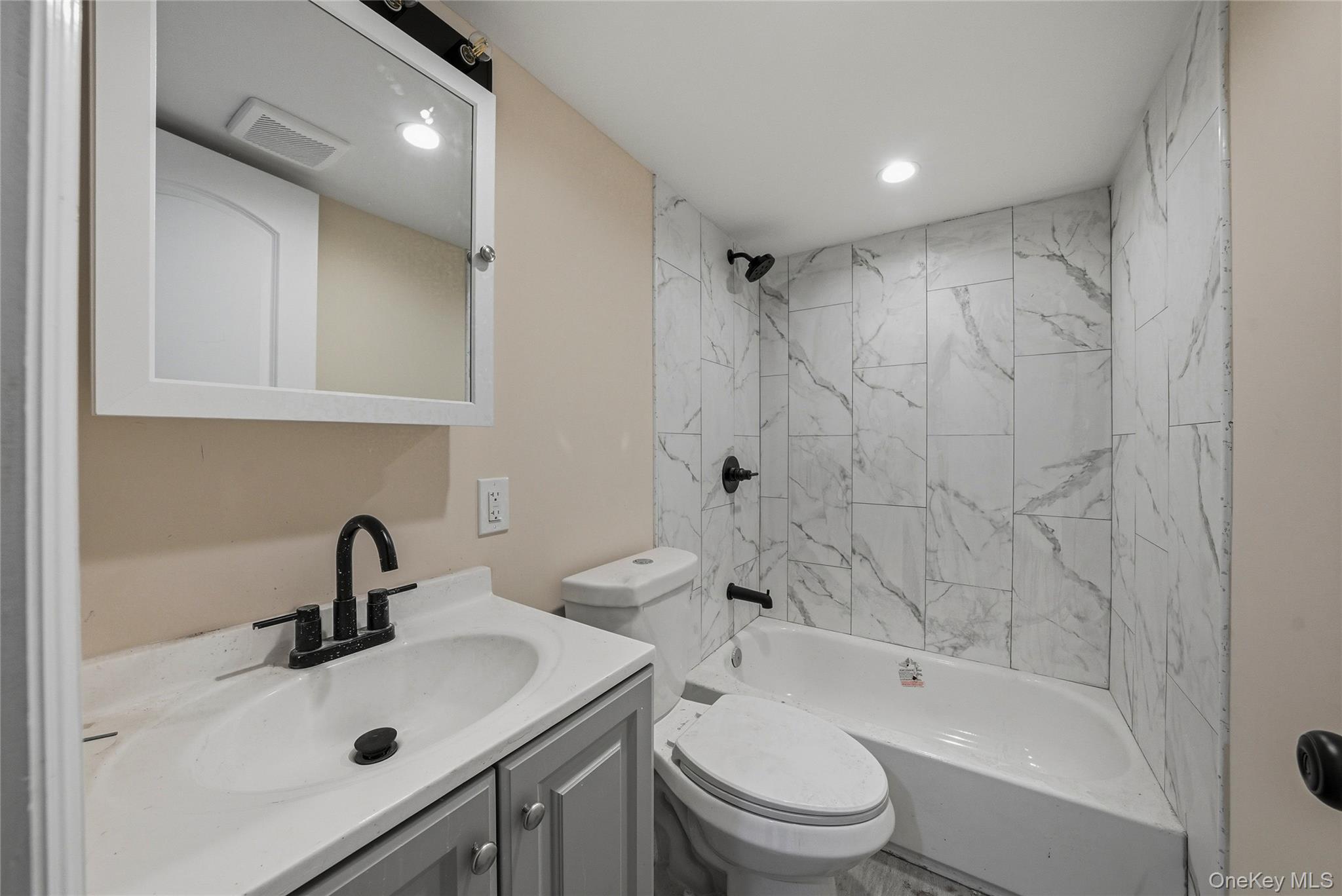 Single Family 169th Street Queens, NY 11434, MLS-979334-8