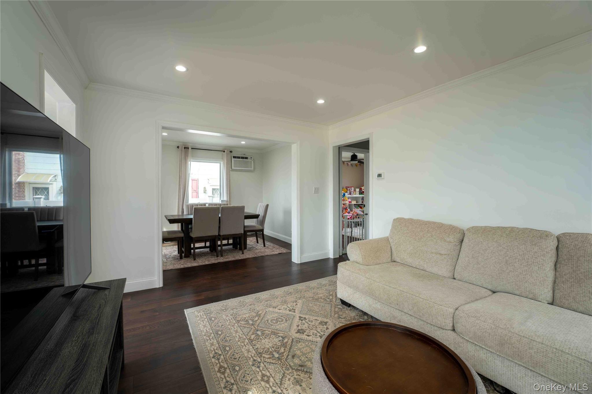 Single Family Yorktown  Nassau County, NY 11572, MLS-979335-23