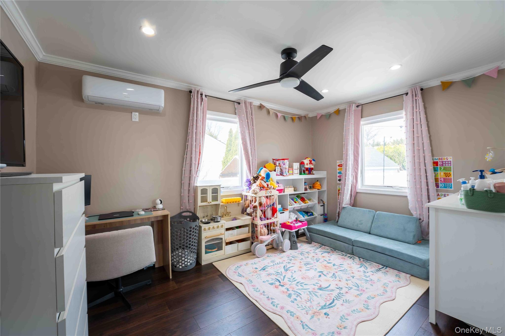 Single Family Yorktown  Nassau County, NY 11572, MLS-979335-33