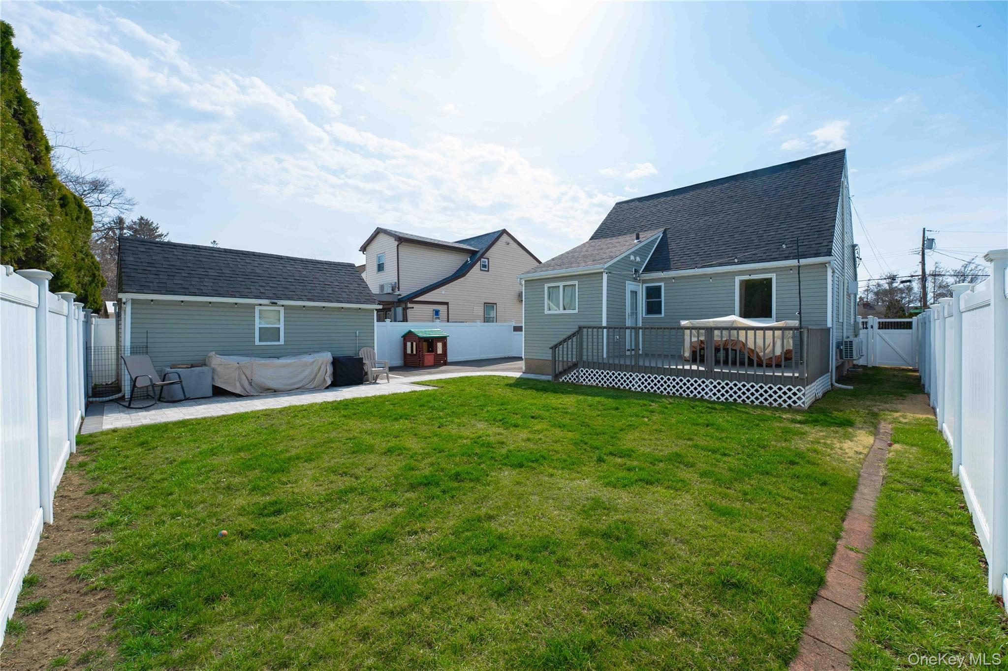 Single Family Yorktown  Nassau County, NY 11572, MLS-979335-46