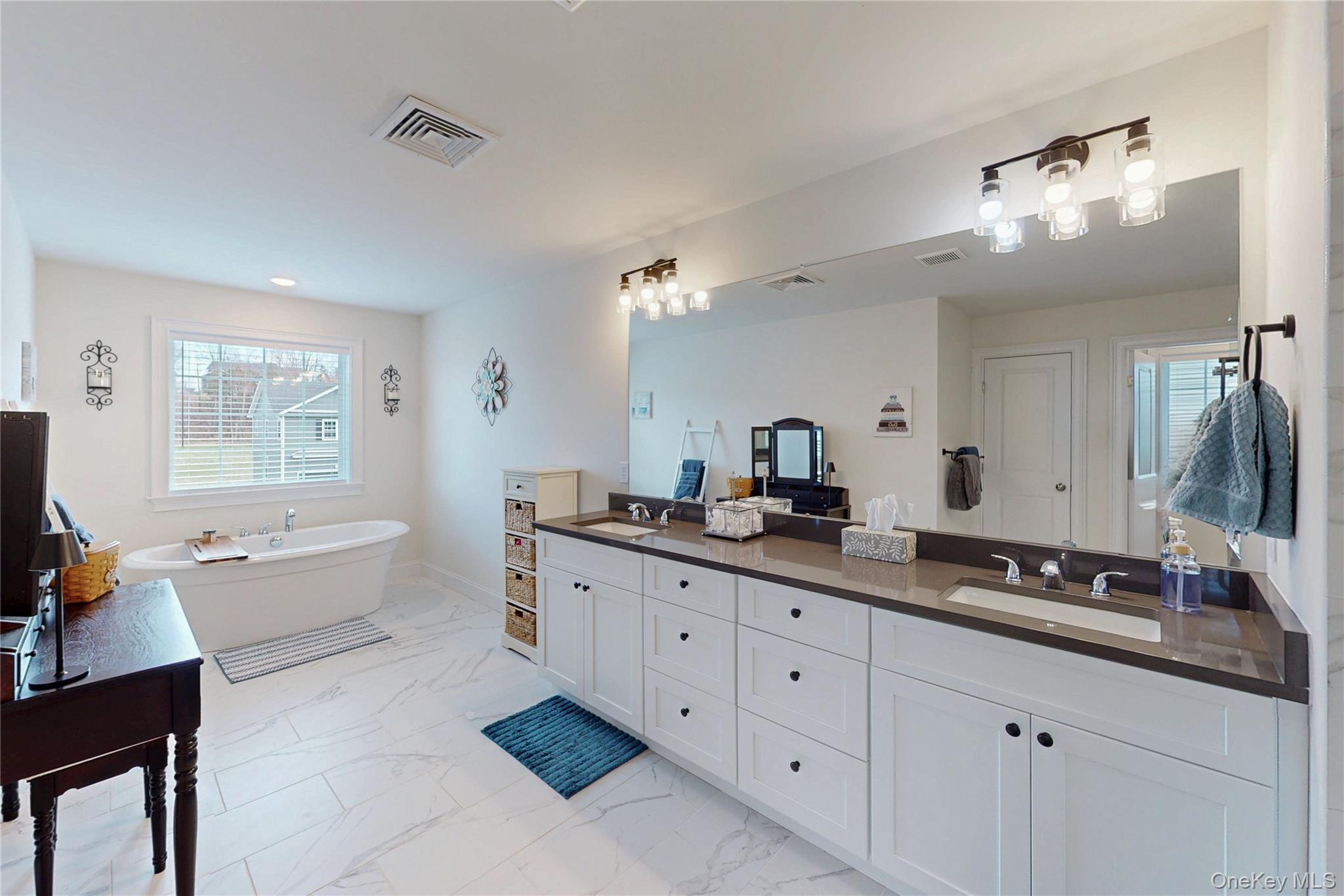 Single Family Kensington  Dutchess County, NY 12603, MLS-979337-34