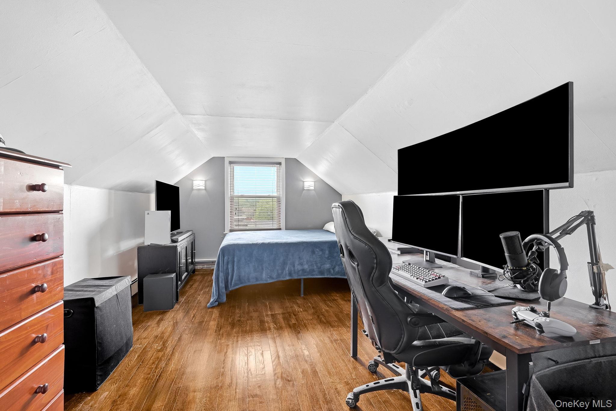 Single Family Lakeview  Westchester County, NY 10530, MLS-979338-24