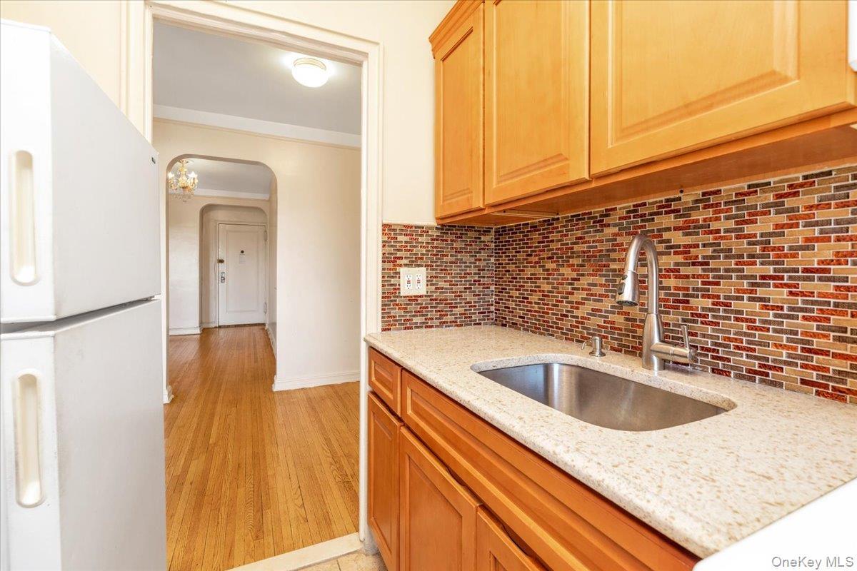 Apartment 168th Street  Queens, NY 11432, MLS-979344-4