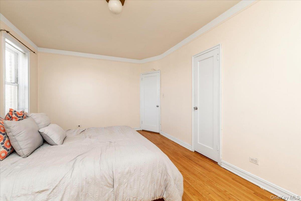Apartment 168th Street  Queens, NY 11432, MLS-979344-6