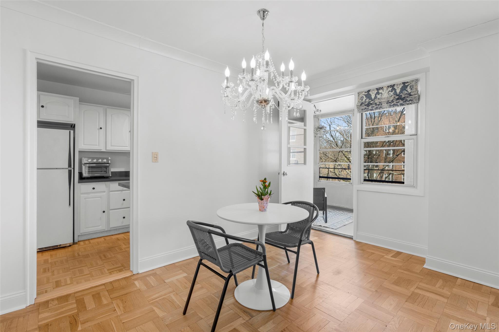 Coop Washington  Westchester County, NY 10538, MLS-979354-11