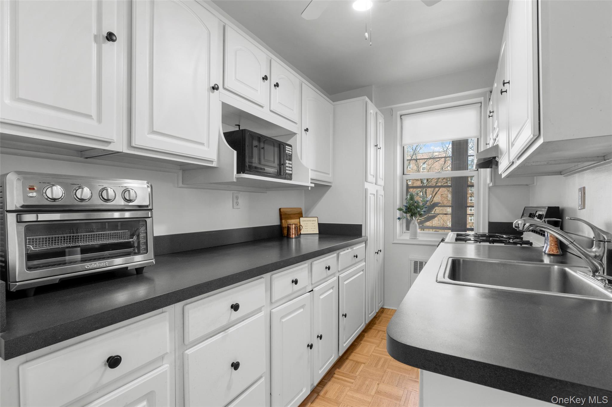 Coop Washington  Westchester County, NY 10538, MLS-979354-14