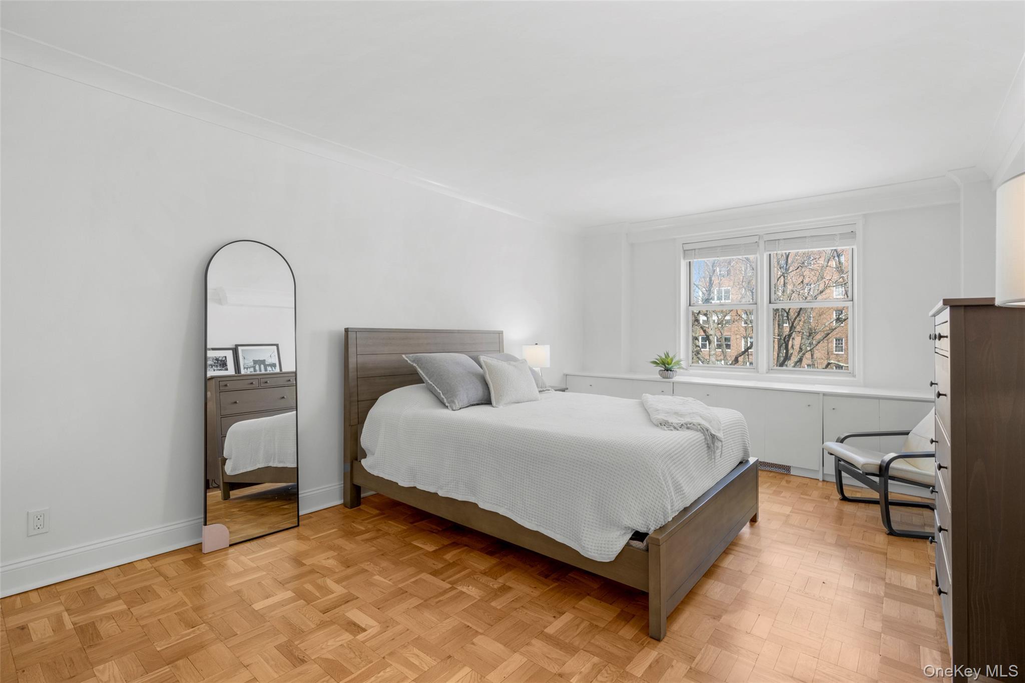 Coop Washington  Westchester County, NY 10538, MLS-979354-19