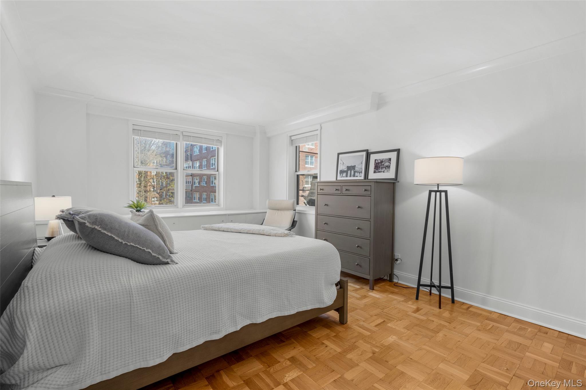 Coop Washington  Westchester County, NY 10538, MLS-979354-20