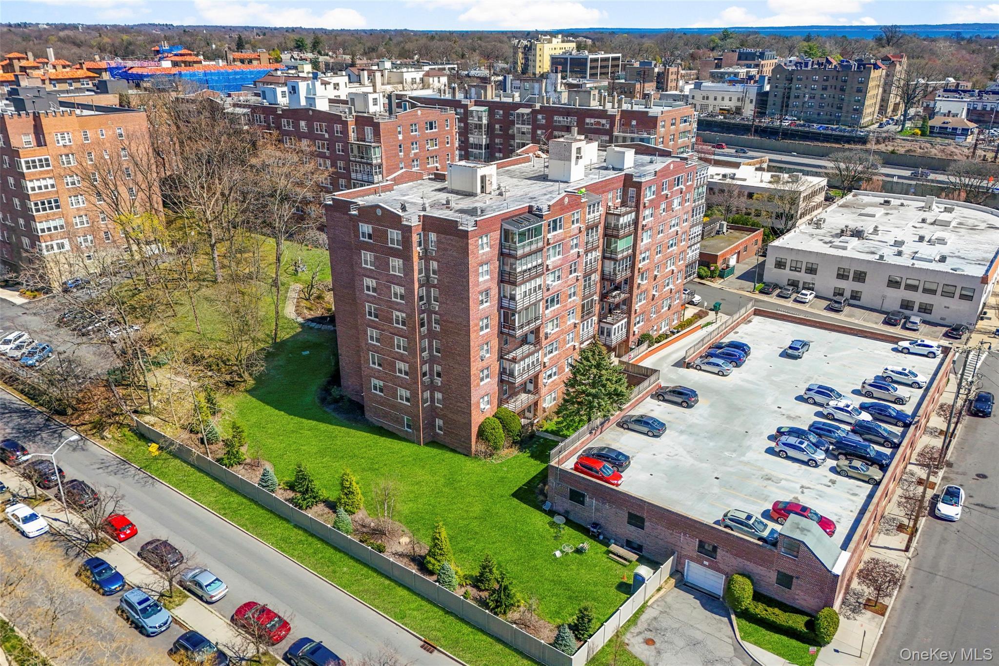 Coop Washington  Westchester County, NY 10538, MLS-979354-25