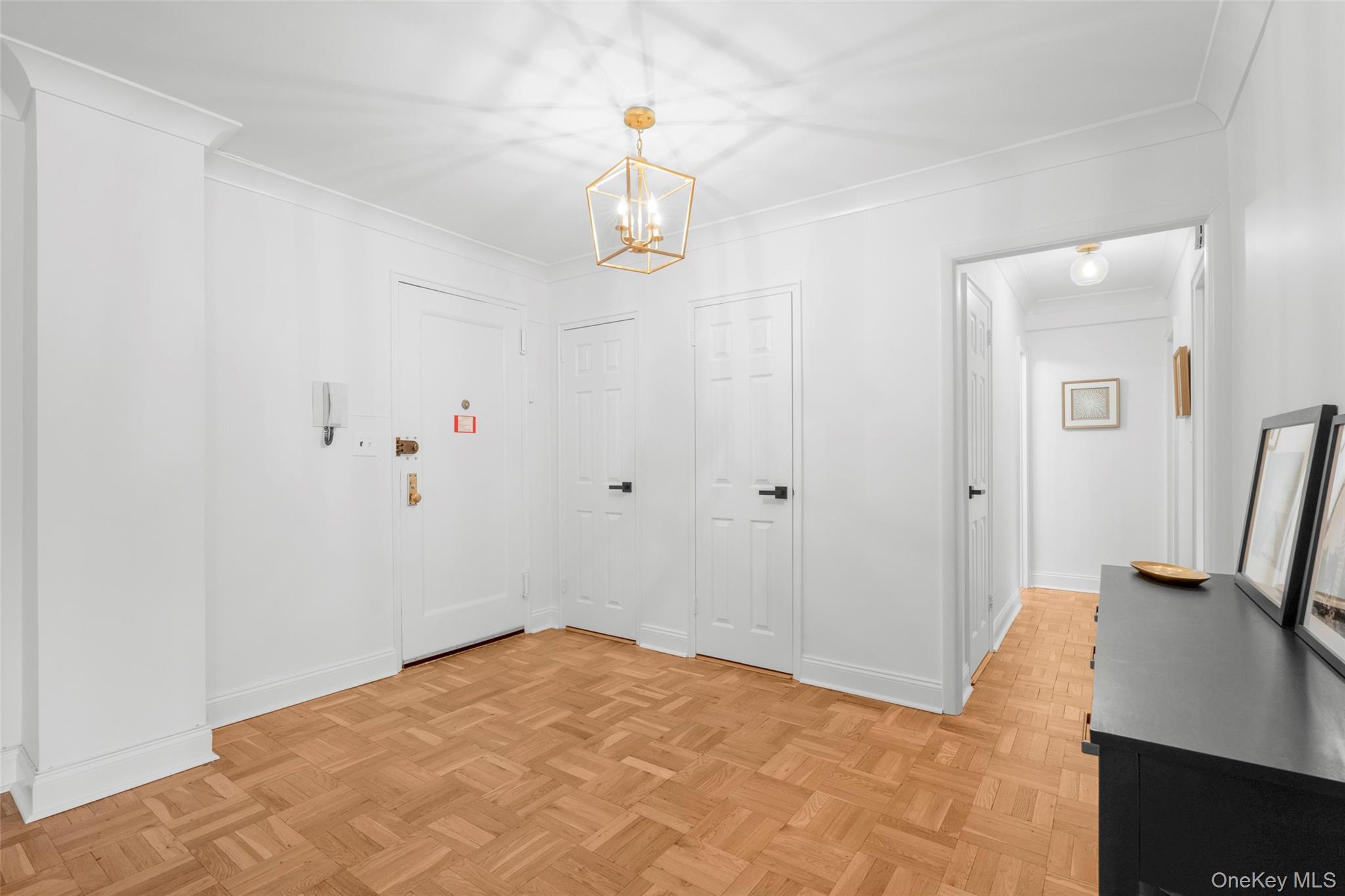 Coop Washington  Westchester County, NY 10538, MLS-979354-4