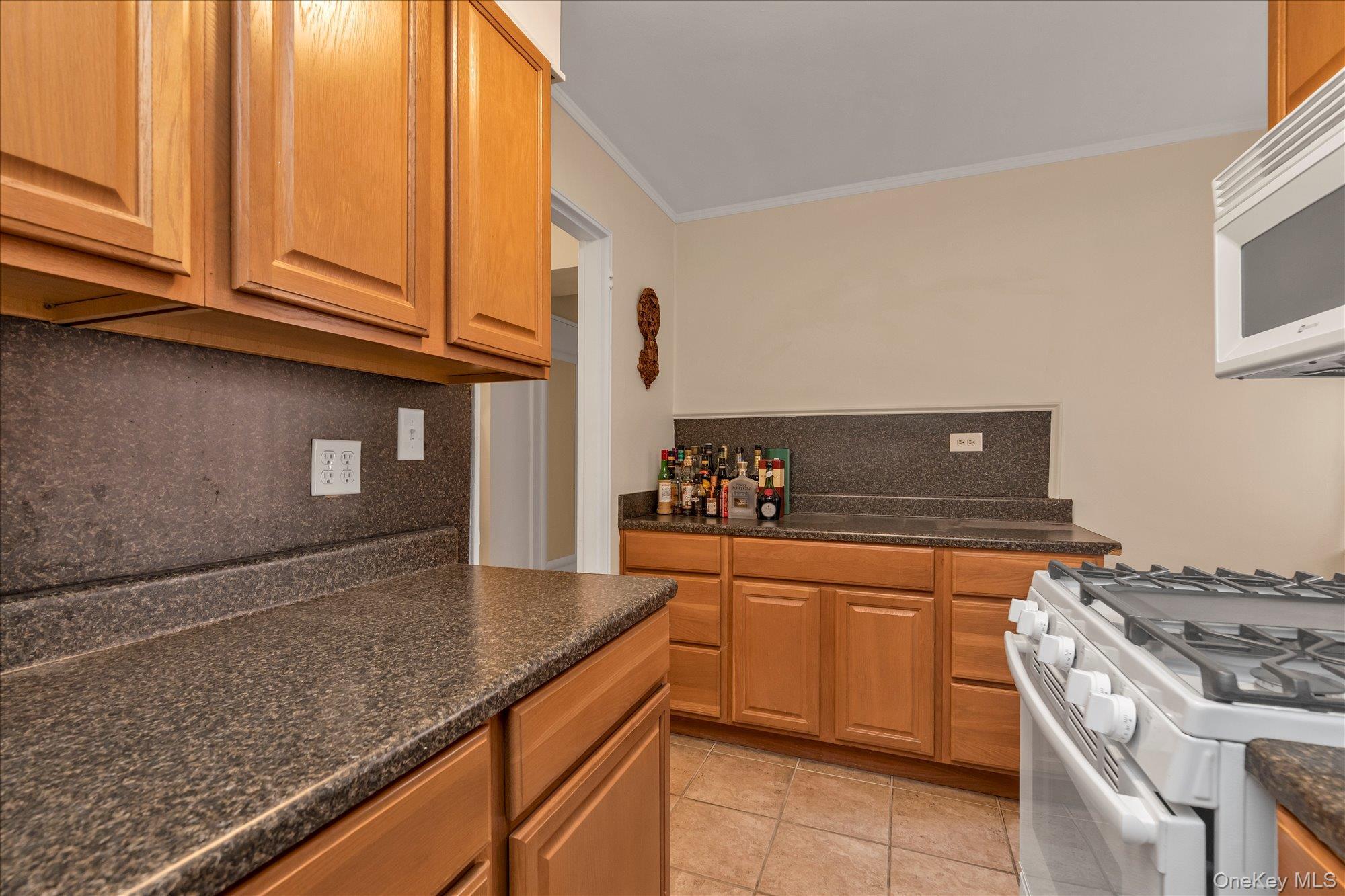 Coop 67th Queens, NY 11375, MLS-979358-10