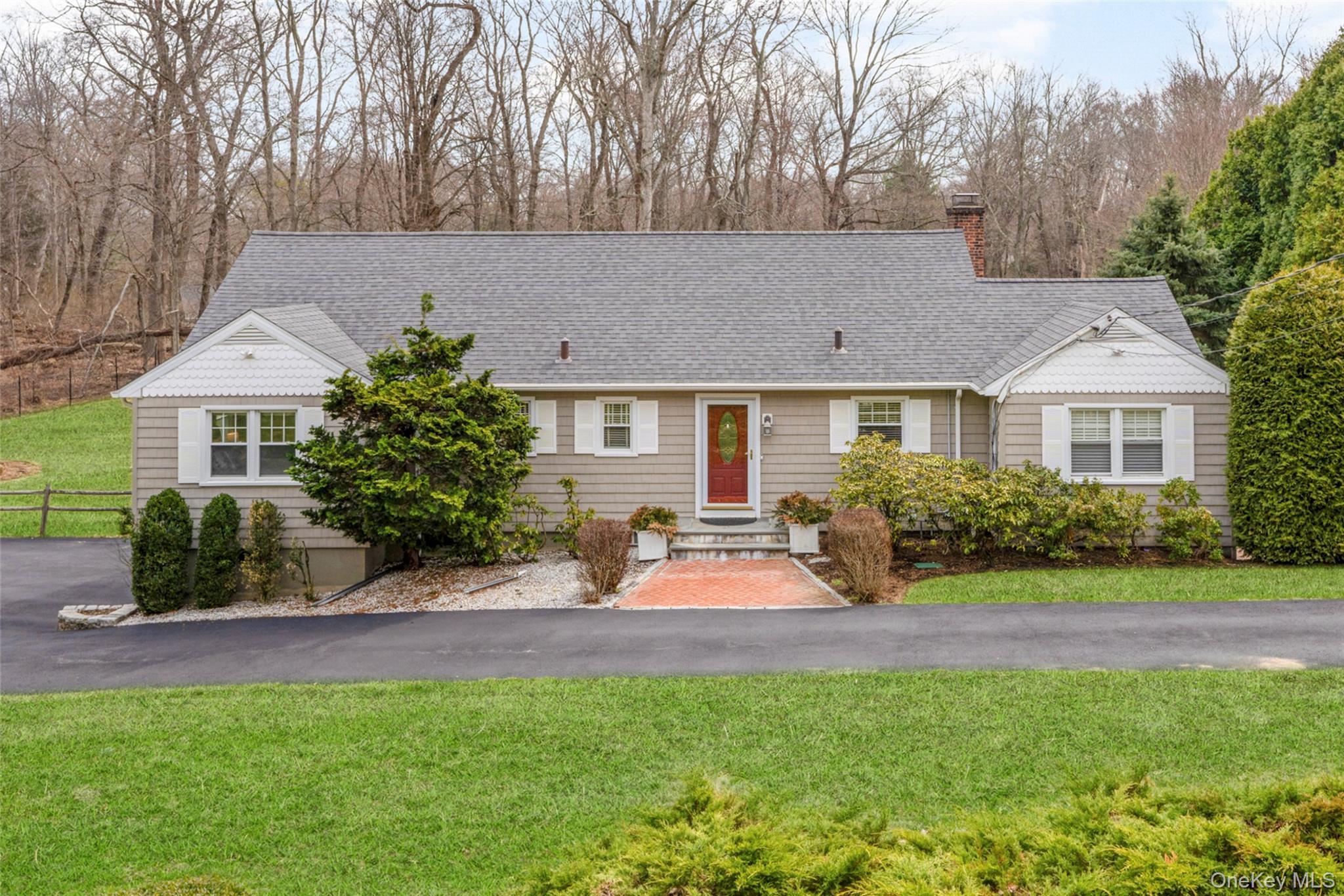 Single Family Den  Out Of Area, NY 06903, MLS-979362-2