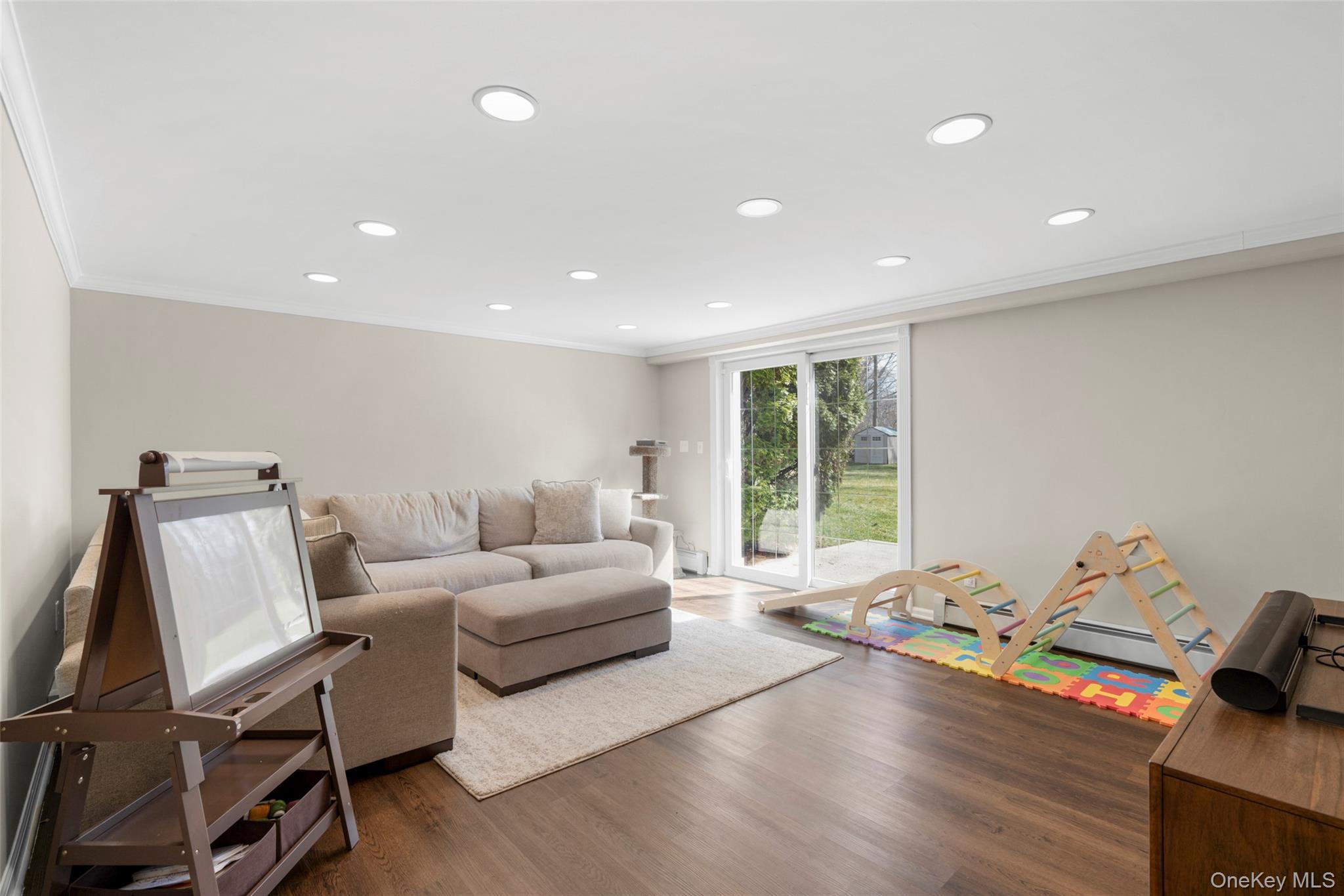 Single Family Den  Out Of Area, NY 06903, MLS-979362-29