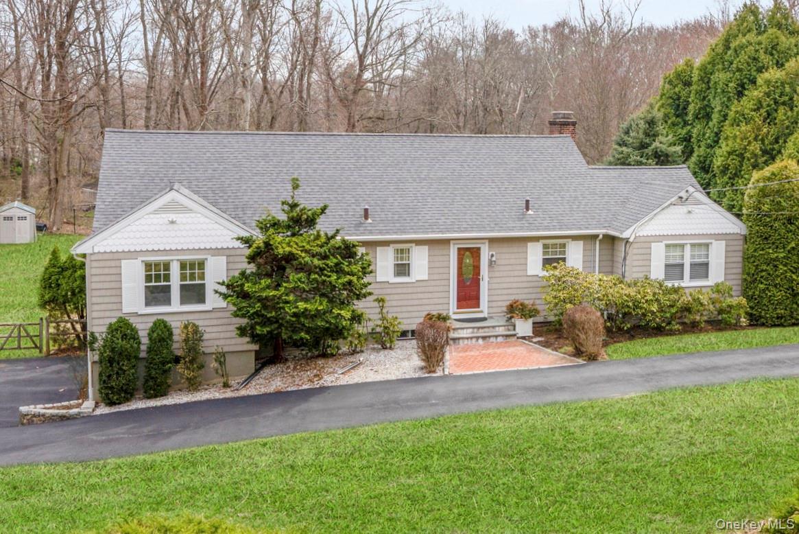 Single Family Den  Out Of Area, NY 06903, MLS-979362-3