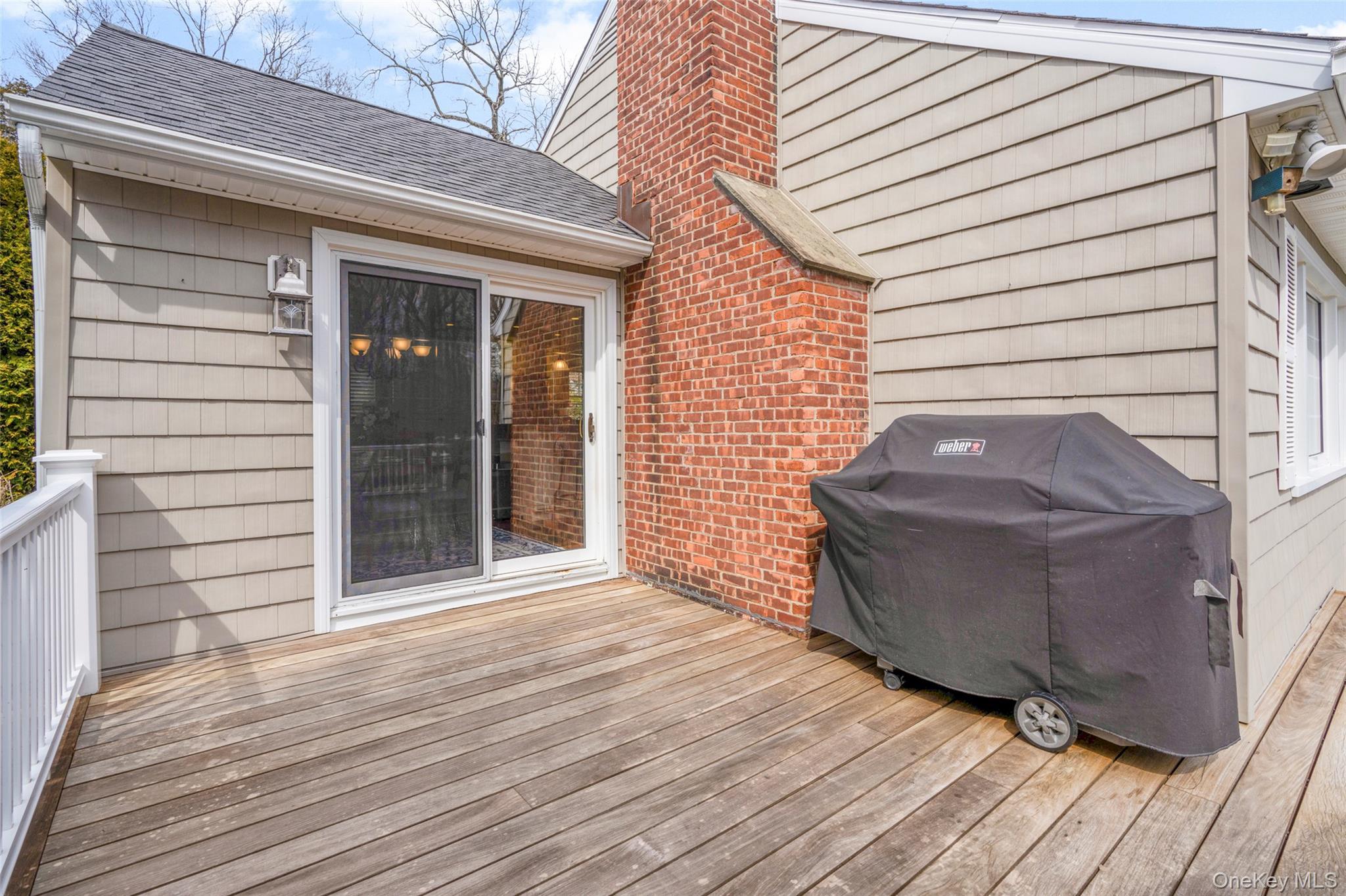 Single Family Den  Out Of Area, NY 06903, MLS-979362-37