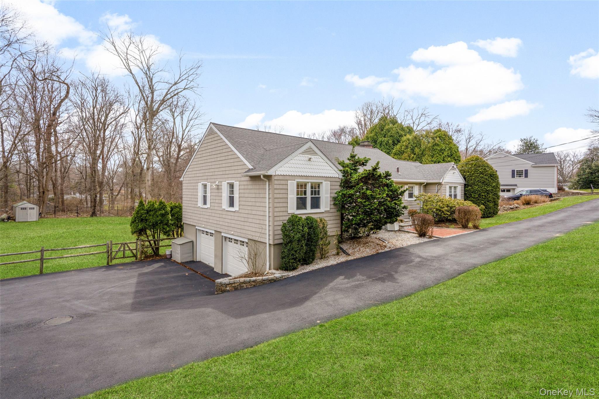 Single Family Den  Out Of Area, NY 06903, MLS-979362-7