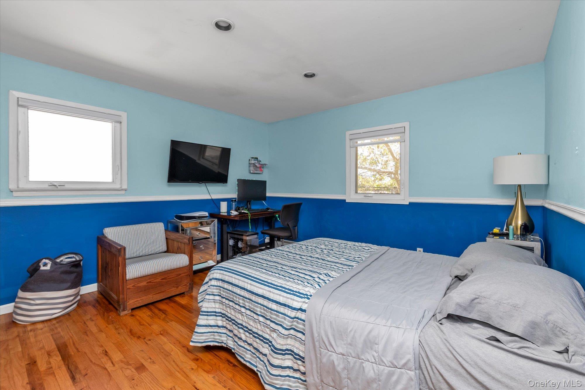 Single Family Greentree Drive Nassau County, NY 11572, MLS-979364-16
