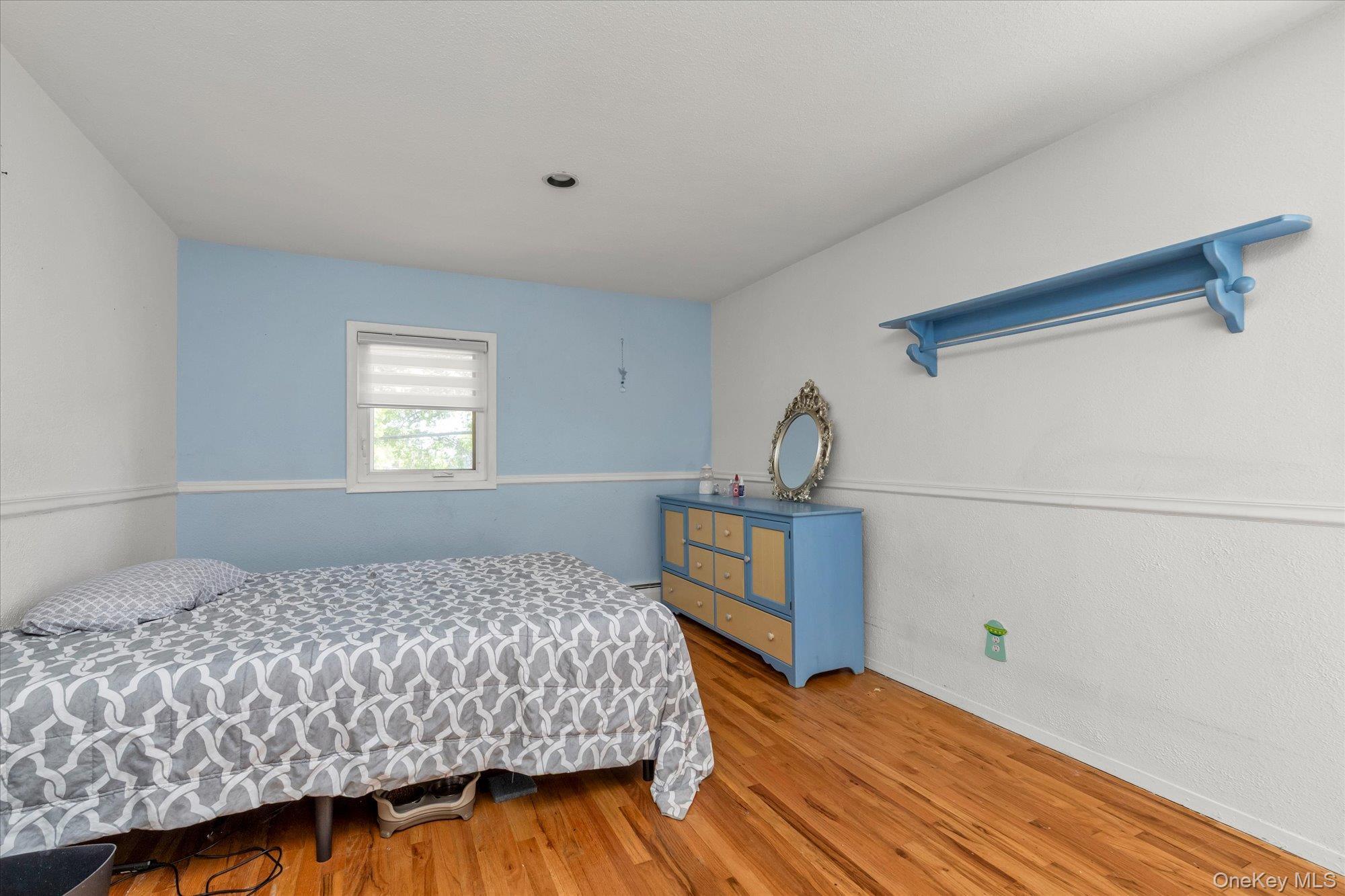 Single Family Greentree Drive Nassau County, NY 11572, MLS-979364-18