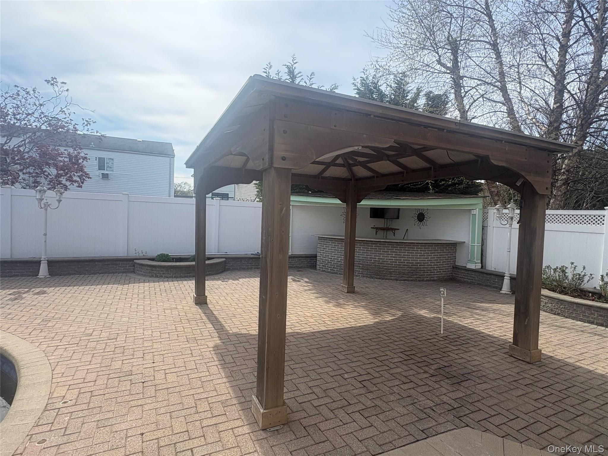 Single Family Greentree Drive Nassau County, NY 11572, MLS-979364-26