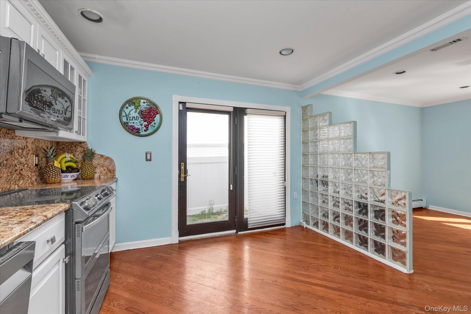 Single Family Greentree Drive Nassau County, NY 11572, MLS-979364-8