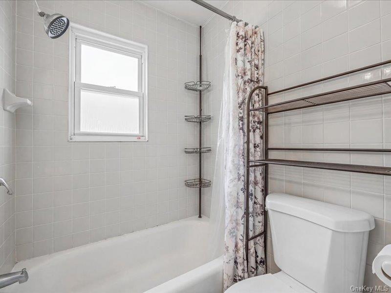 Single Family Glennon  Bronx, NY 10465, MLS-979367-13