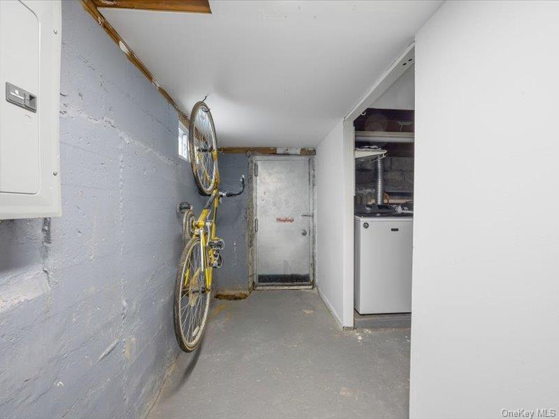 Single Family Glennon  Bronx, NY 10465, MLS-979367-18