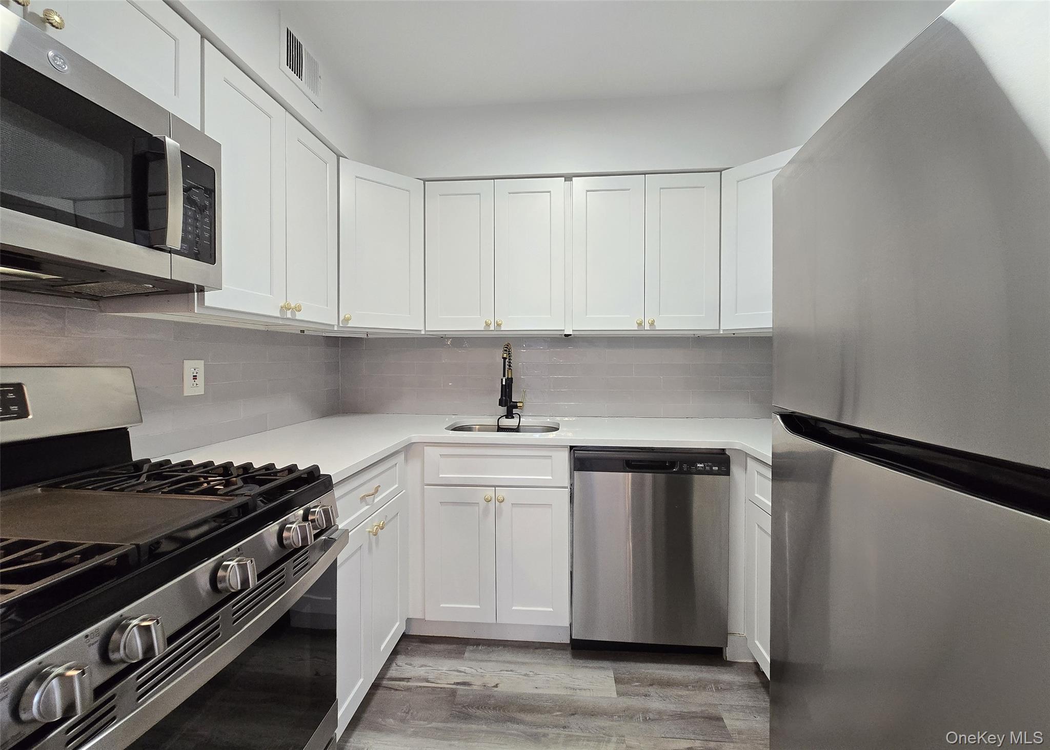 Coop Bailey  Suffolk County, NY 11953, MLS-979370-4