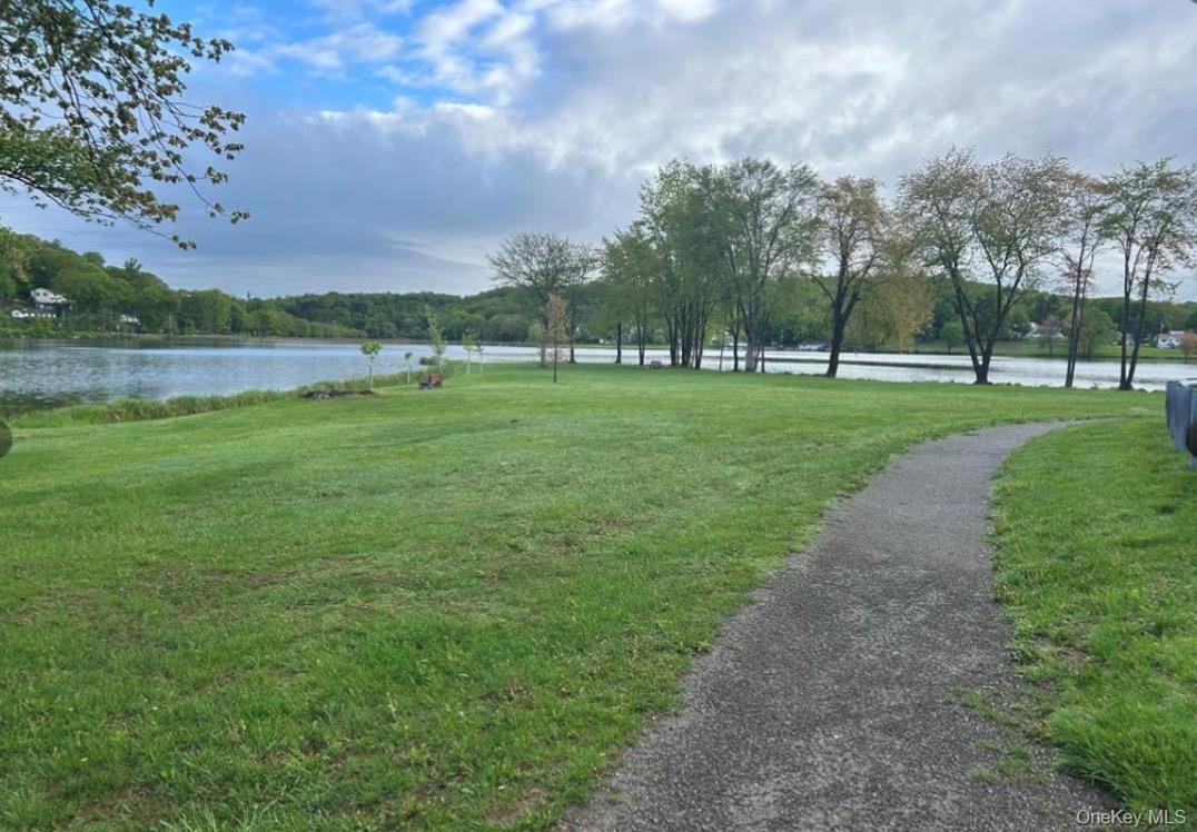 Single Family Montrose  Putnam County, NY 10512, MLS-979371-24