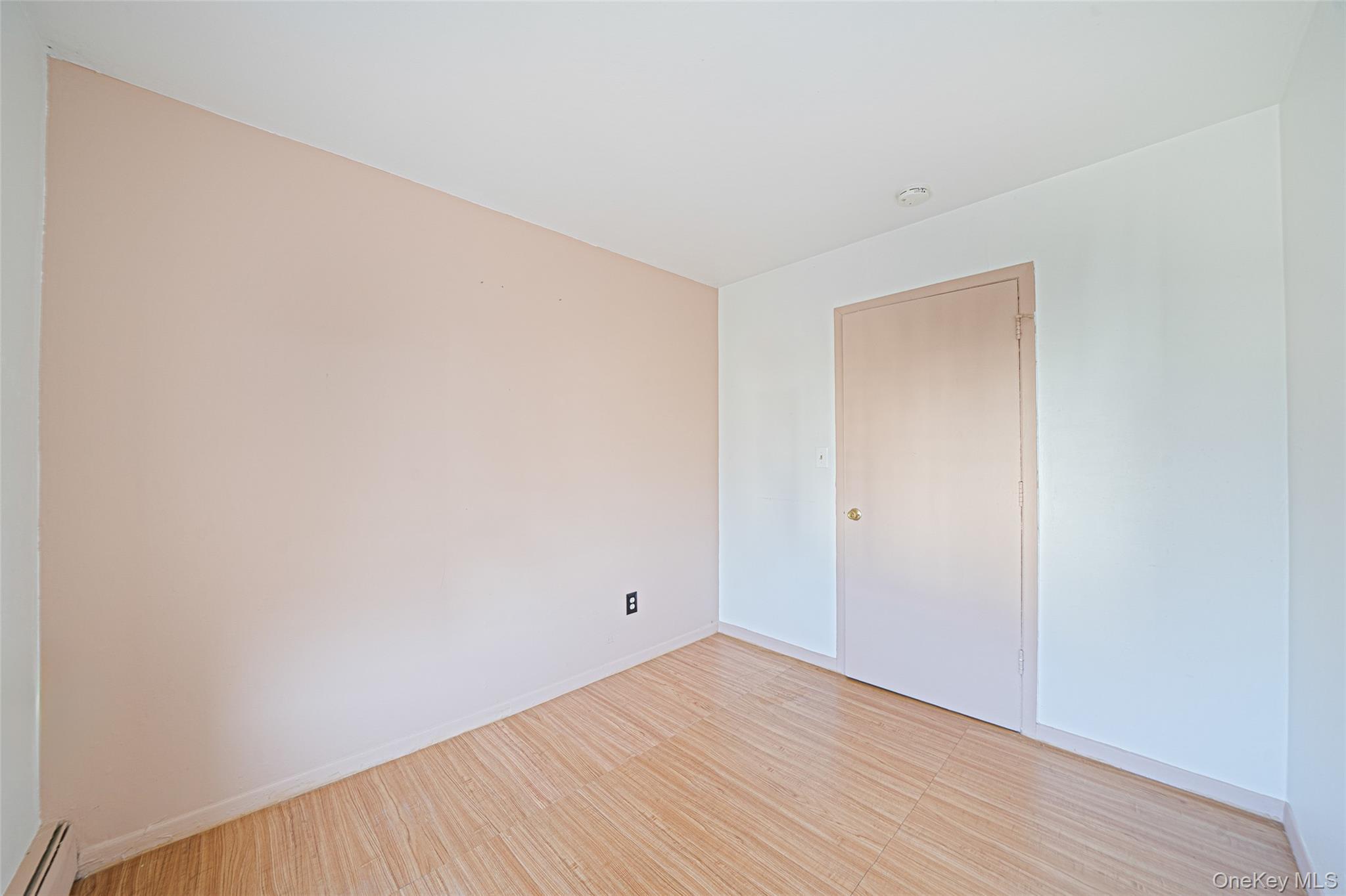 Coop Lowndes  Suffolk County, NY 11746, MLS-979383-13