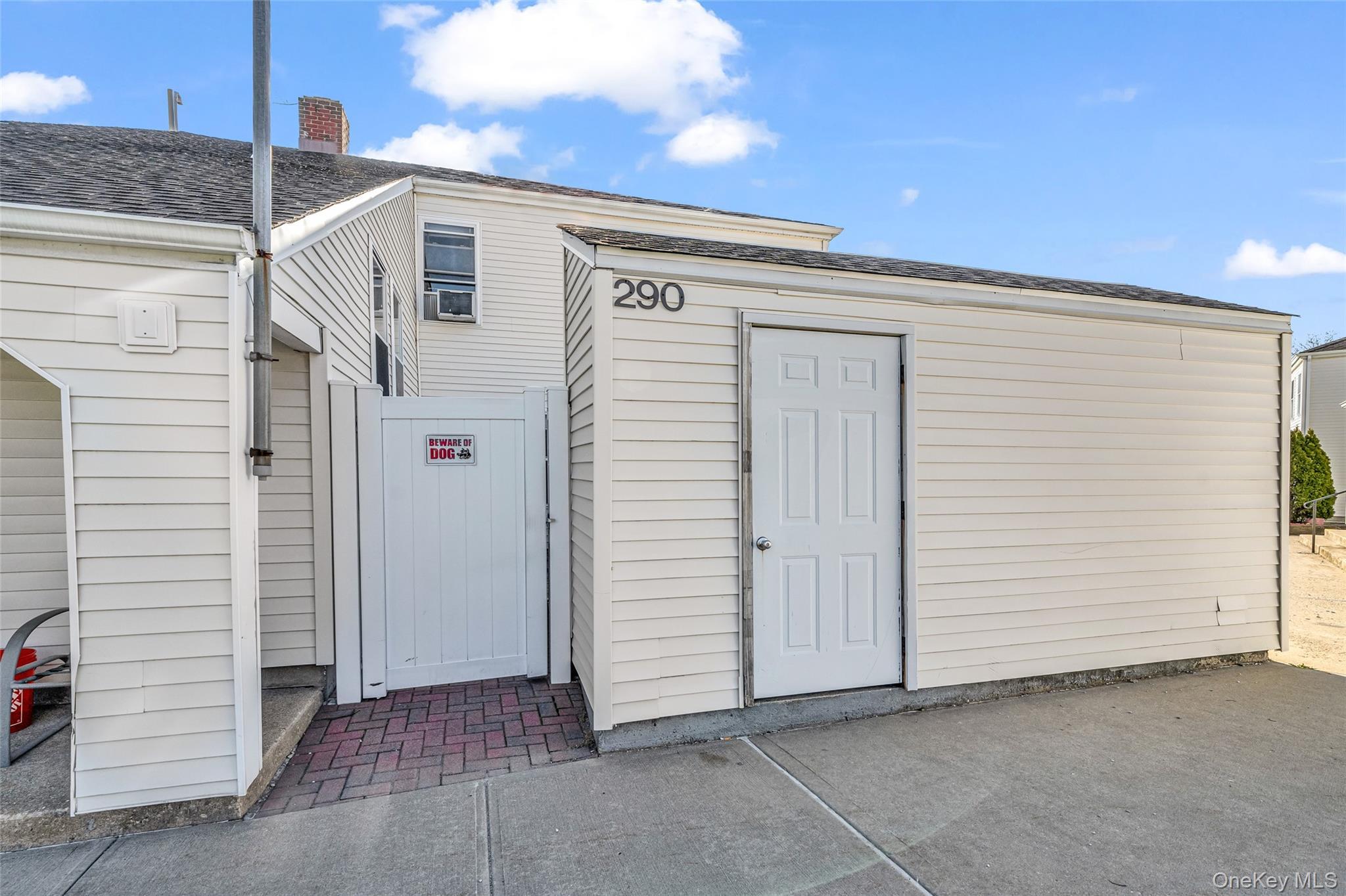 Coop Lowndes  Suffolk County, NY 11746, MLS-979383-16