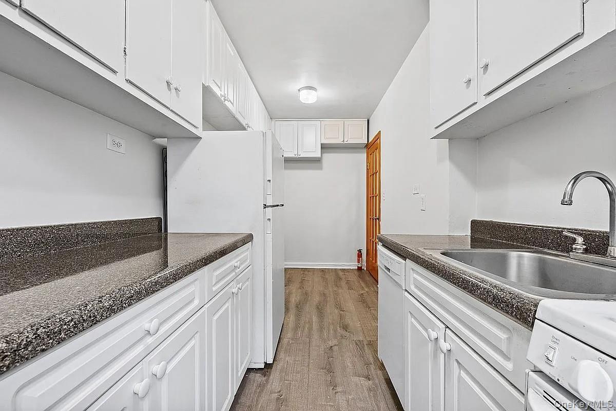 Coop 66th  Queens, NY 11374, MLS-979404-7