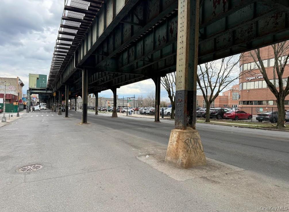Commercial Lease Doris  Bronx, NY 10462, MLS-979418-11