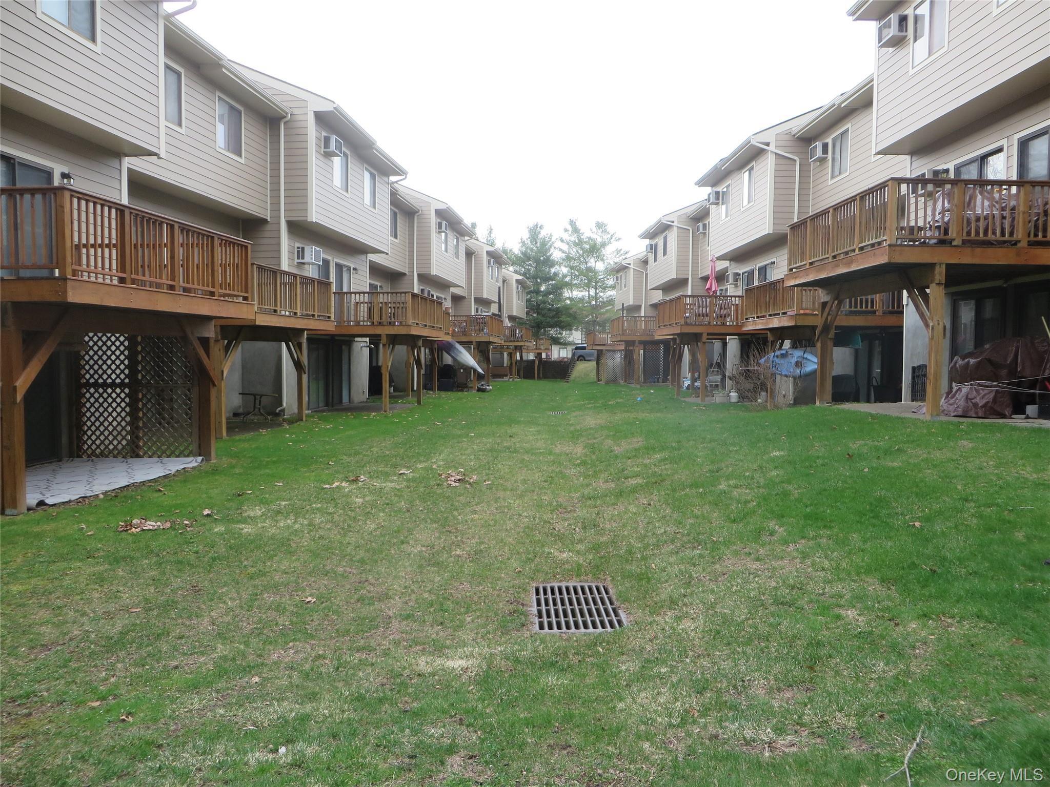 Condo Chelsea Dutchess County, NY 12533, MLS-979419-38