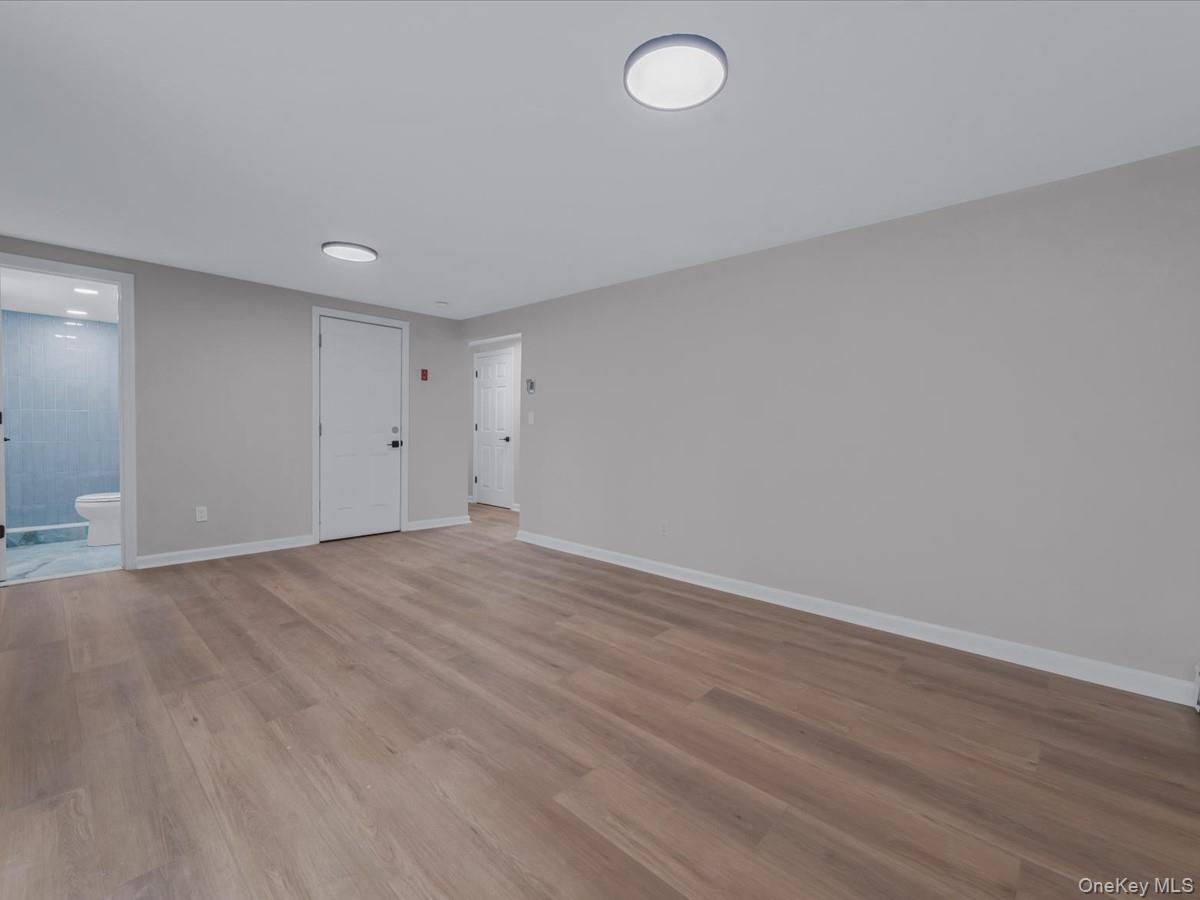 Single Family Magnolia  Suffolk County, NY 11784, MLS-979420-25