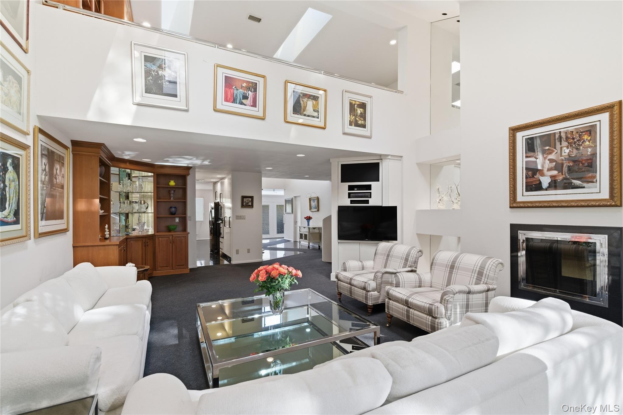 Condo Yale  Nassau County, NY 11030, MLS-979450-16