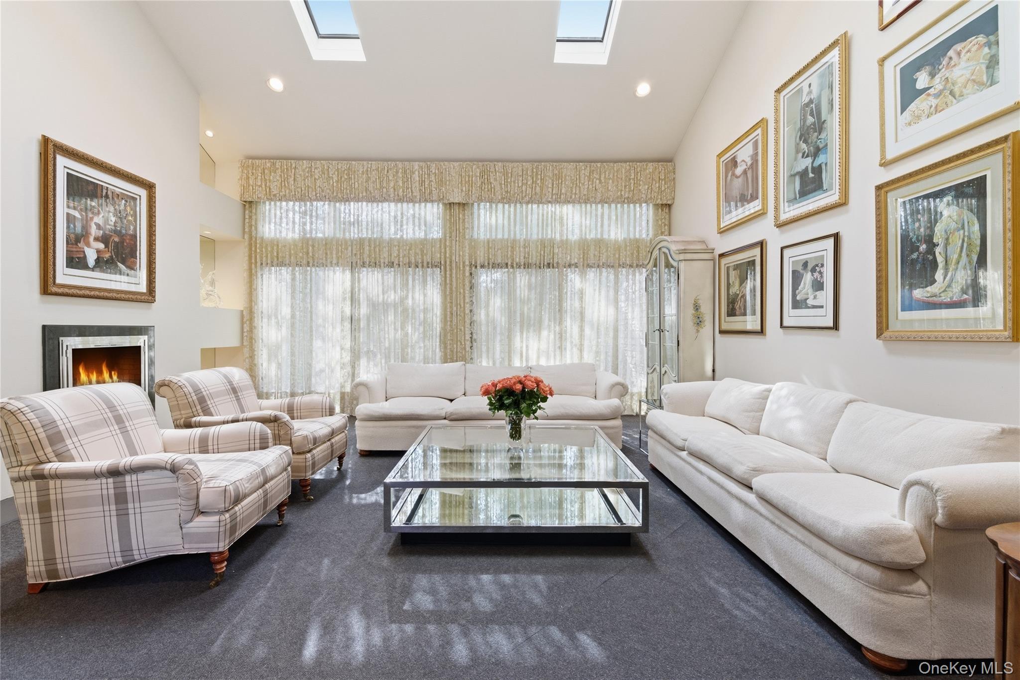 Condo Yale  Nassau County, NY 11030, MLS-979450-17