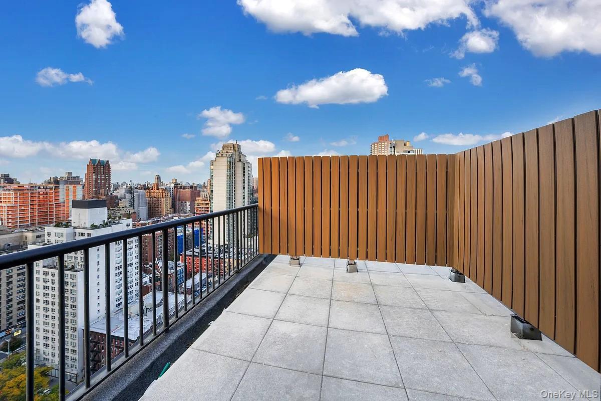 Coop 74th  Manhattan, NY 10021, MLS-979453-12