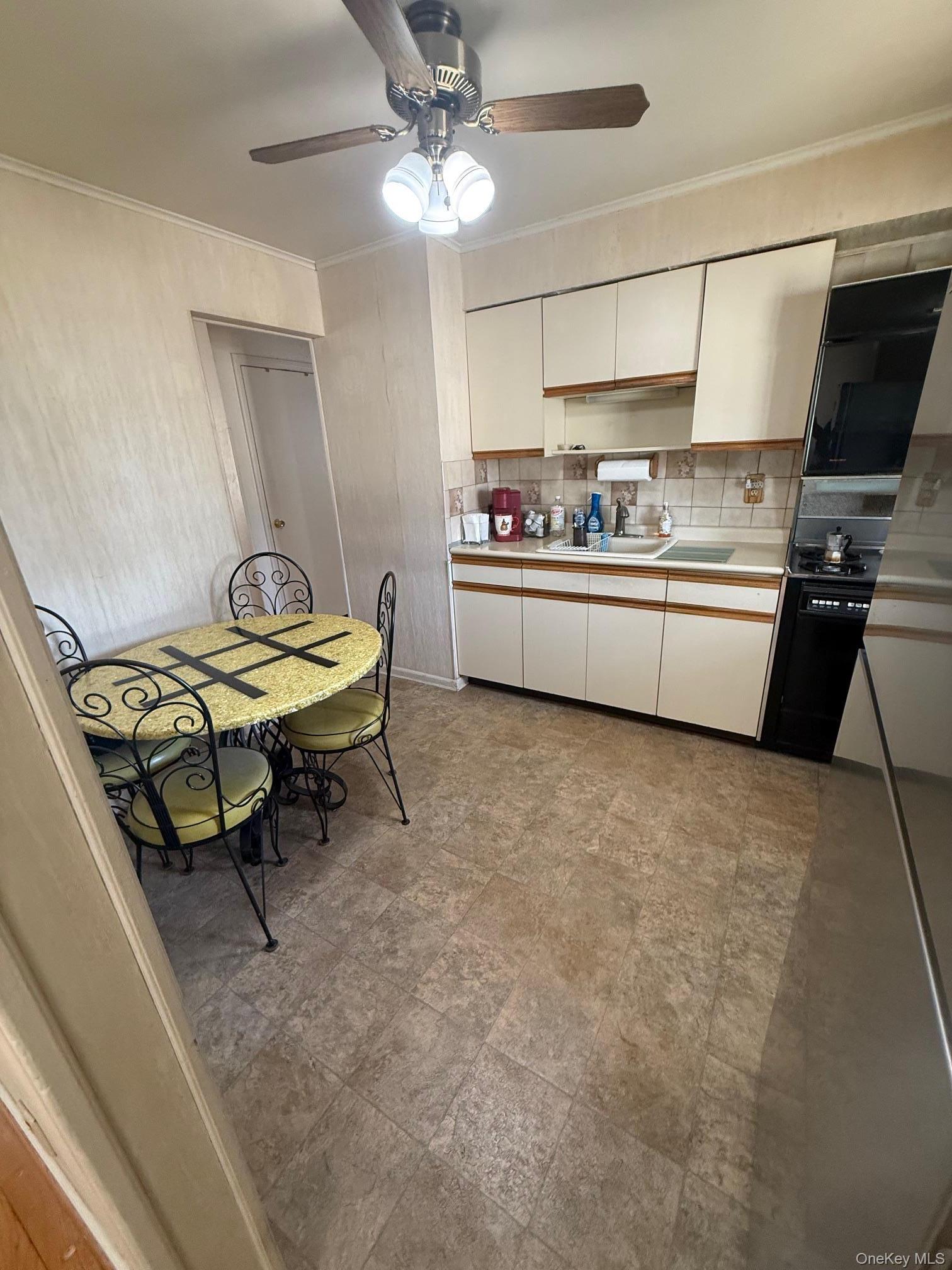 Single Family Denton  Nassau County, NY 11563, MLS-979460-8