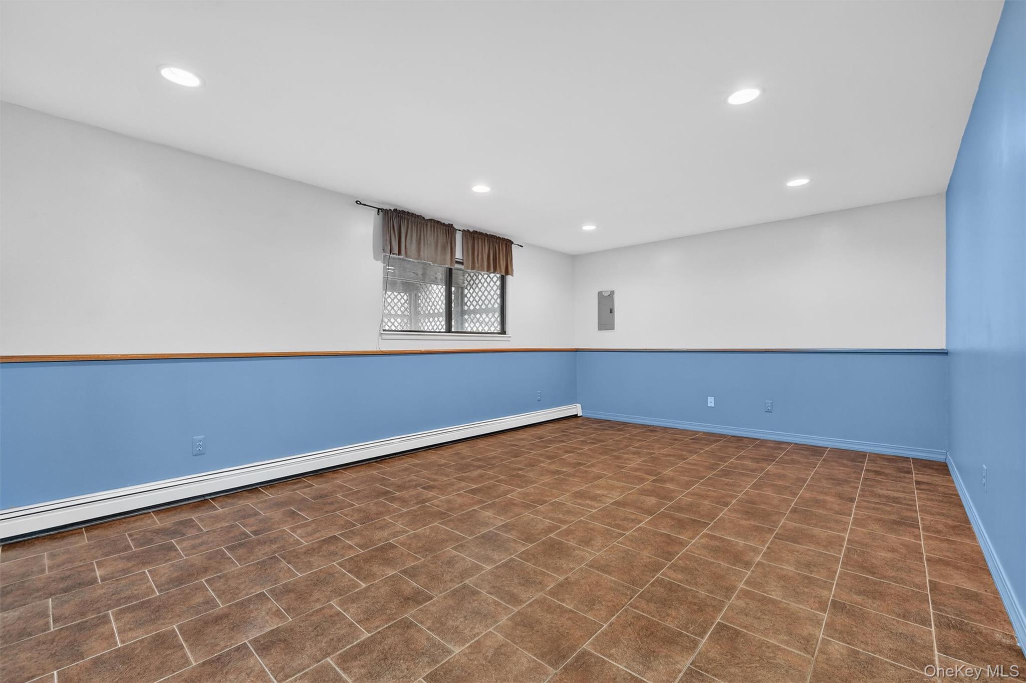Single Family Cambridge Circle Orange County, NY 10950, MLS-979471-33