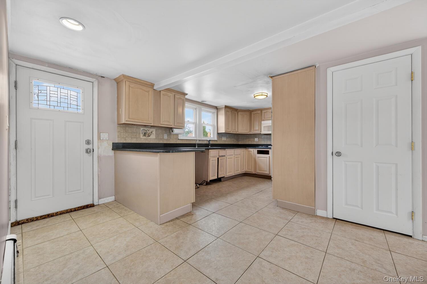 Single Family 8th  Suffolk County, NY 11746, MLS-979489-14