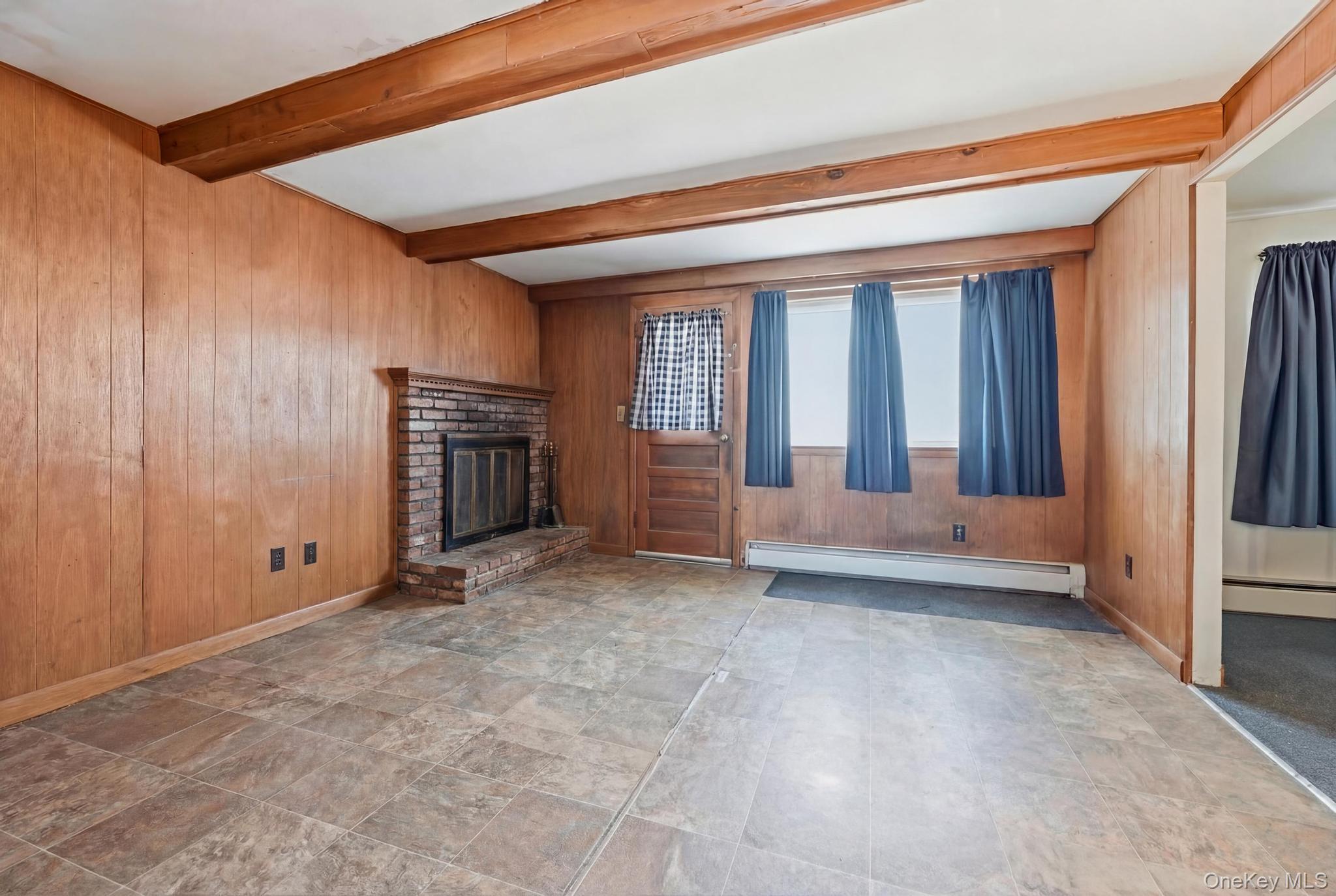 Single Family Village  Suffolk County, NY 11788, MLS-979522-4