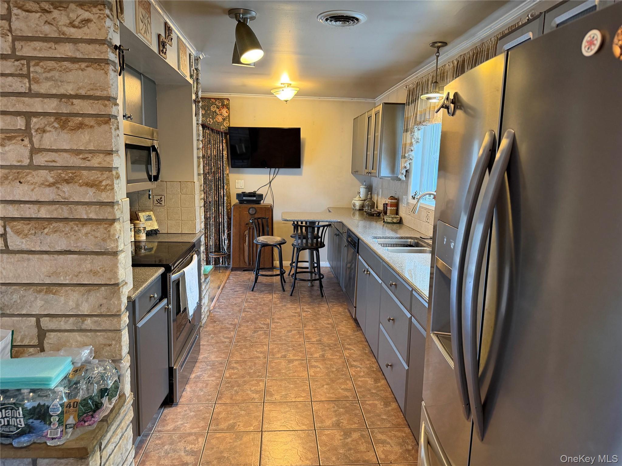 Single Family Route 9g  Dutchess County, NY 12580, MLS-979526-3