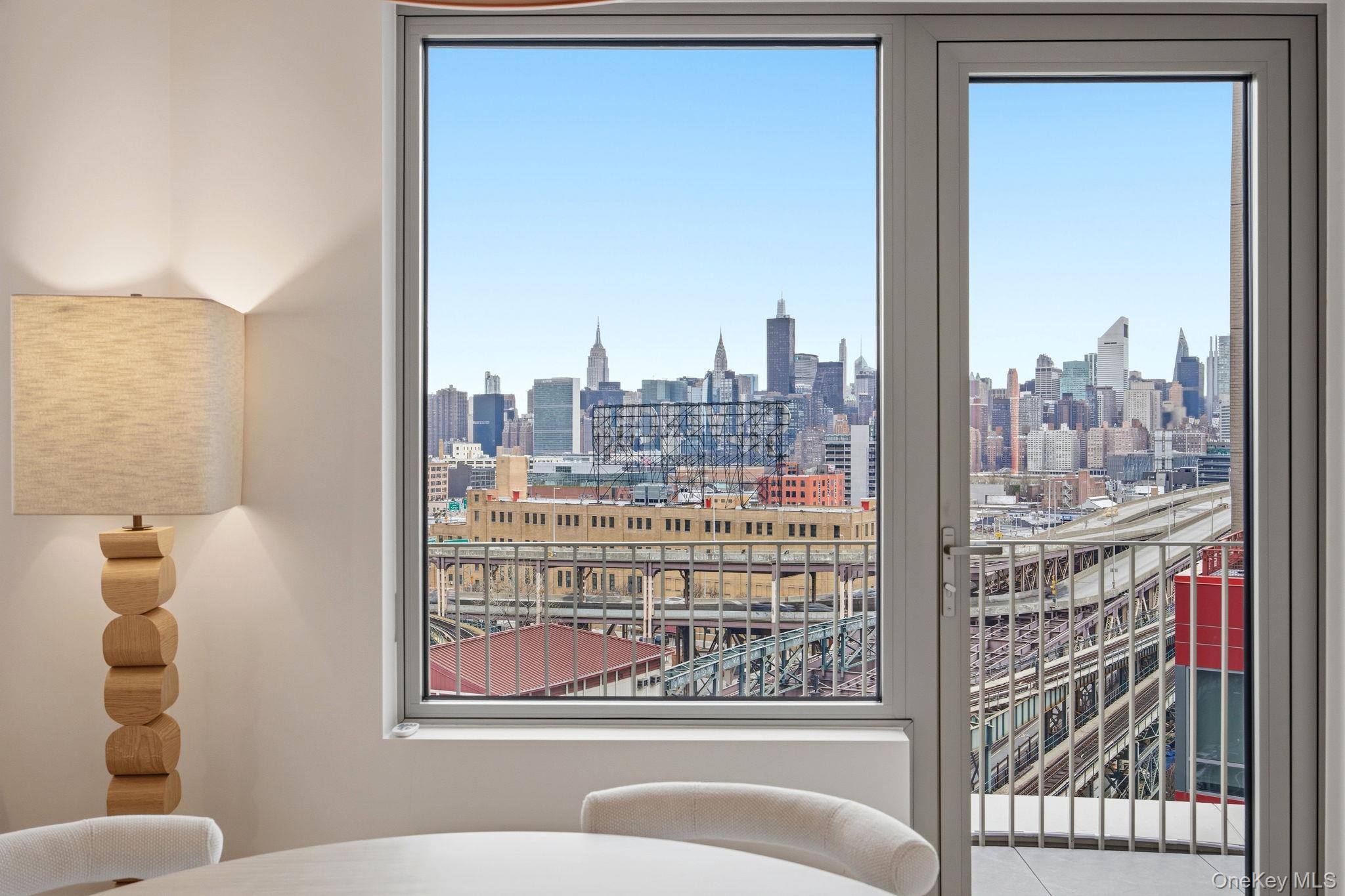 Condo Queens  Queens, NY 11101, MLS-979529-7