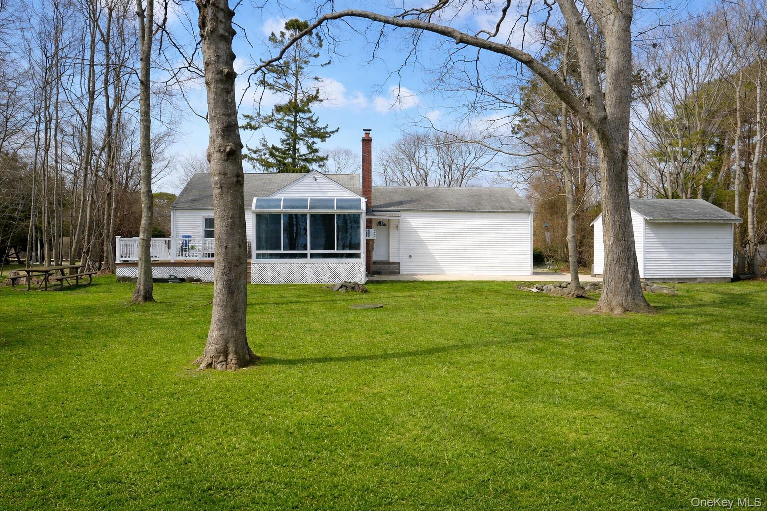 Single Family Woodacres  Suffolk County, NY 11772, MLS-979545-3