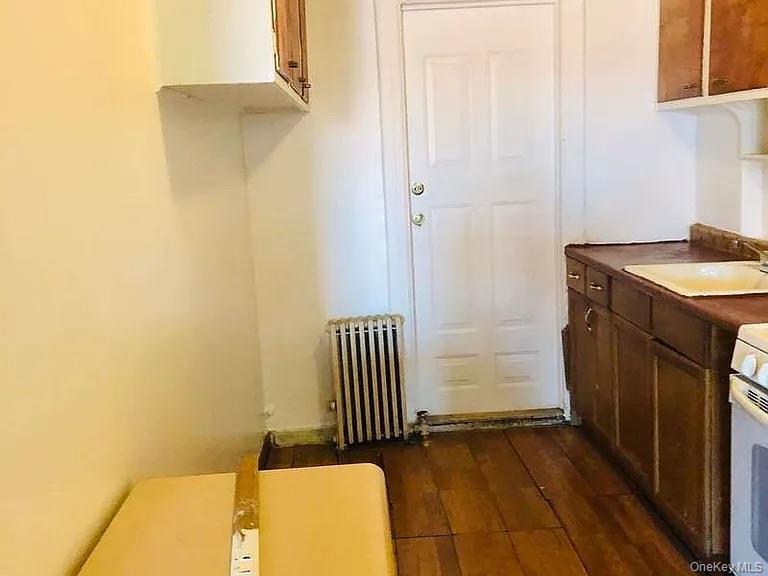 Single Family 61st  Queens, NY 11377, MLS-979553-7