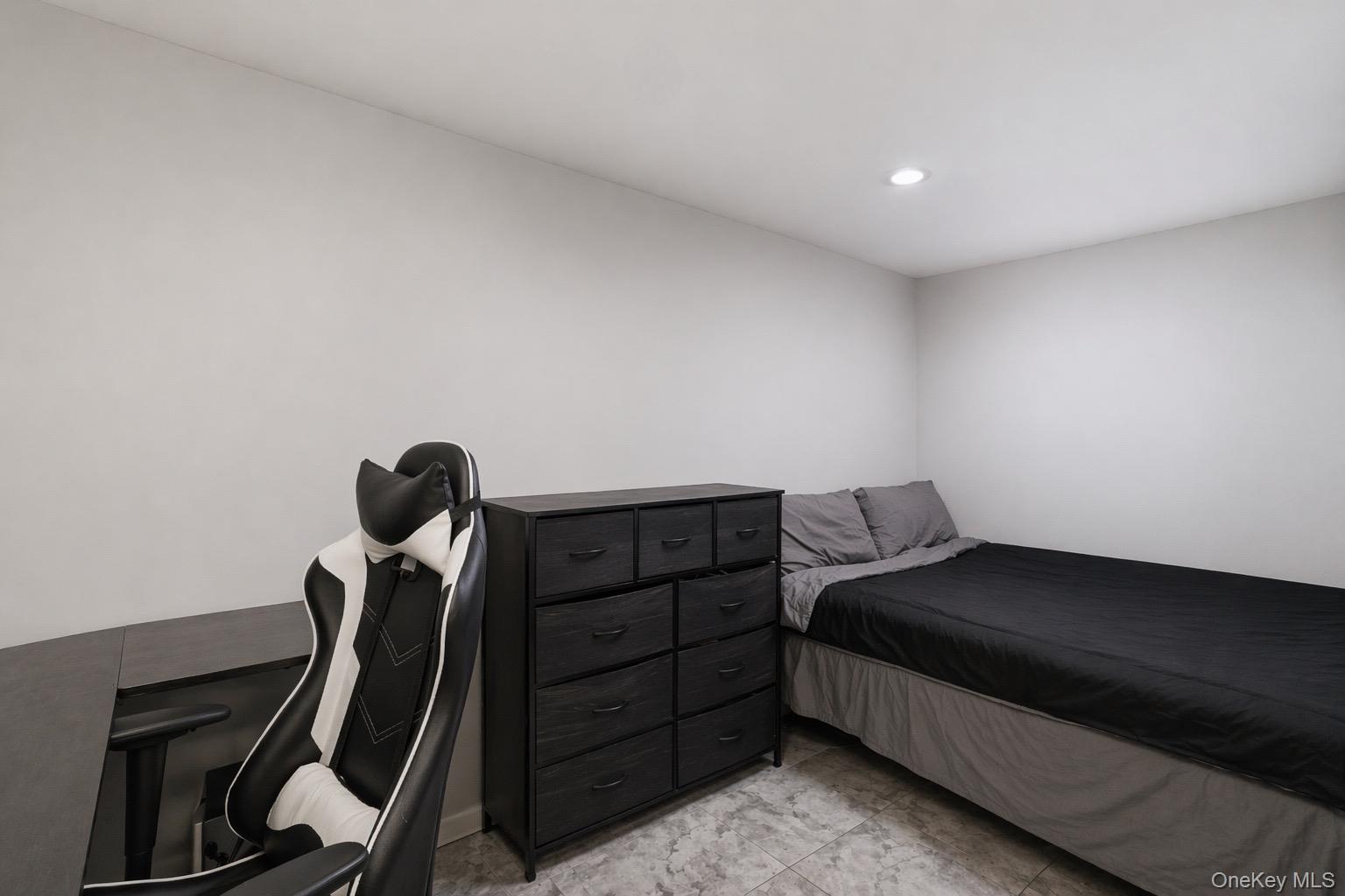 Single Family 4th  Suffolk County, NY 11717, MLS-979555-14