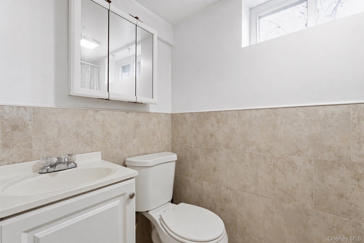 Single Family 4th  Suffolk County, NY 11717, MLS-979555-16