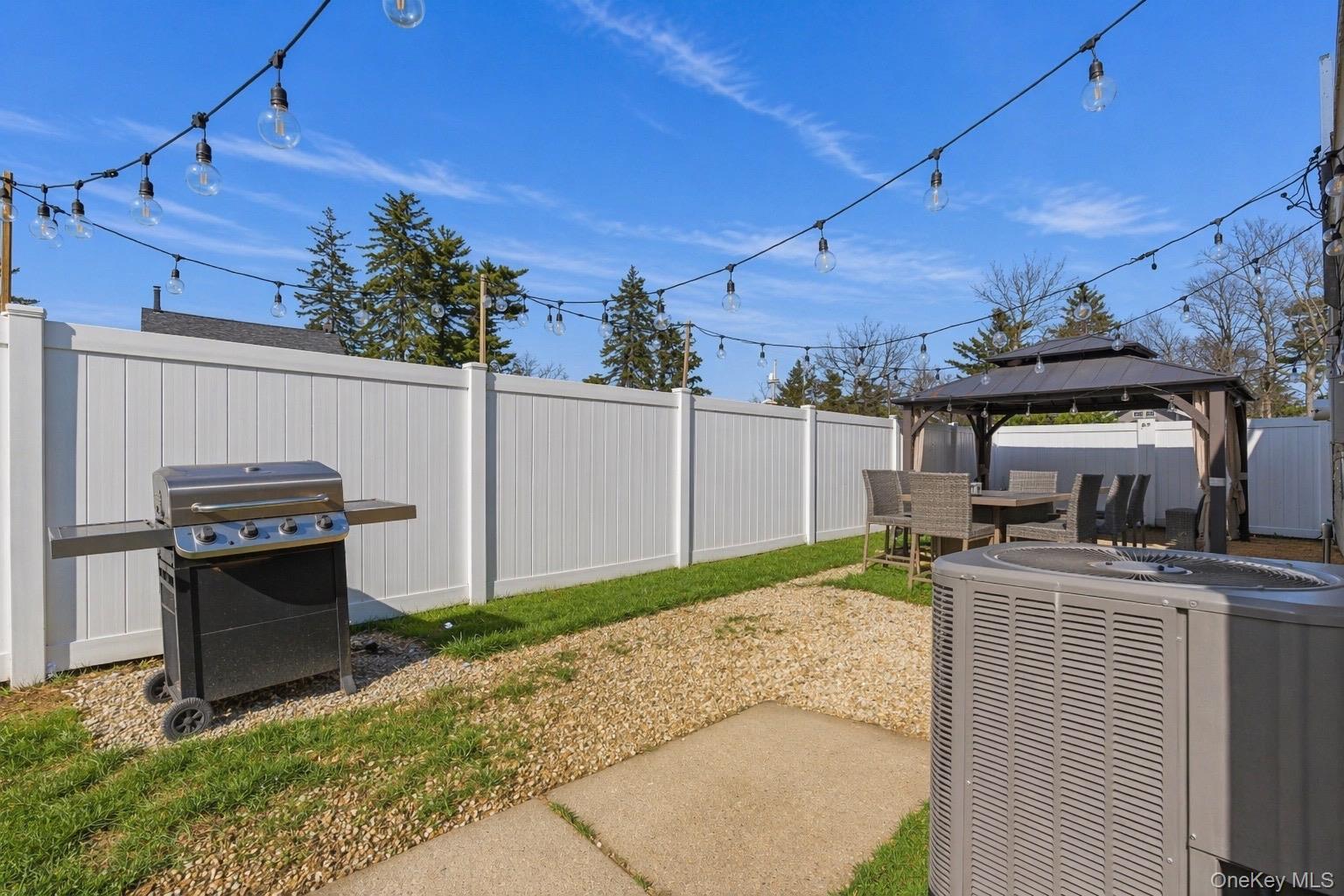 Single Family 4th  Suffolk County, NY 11717, MLS-979555-18