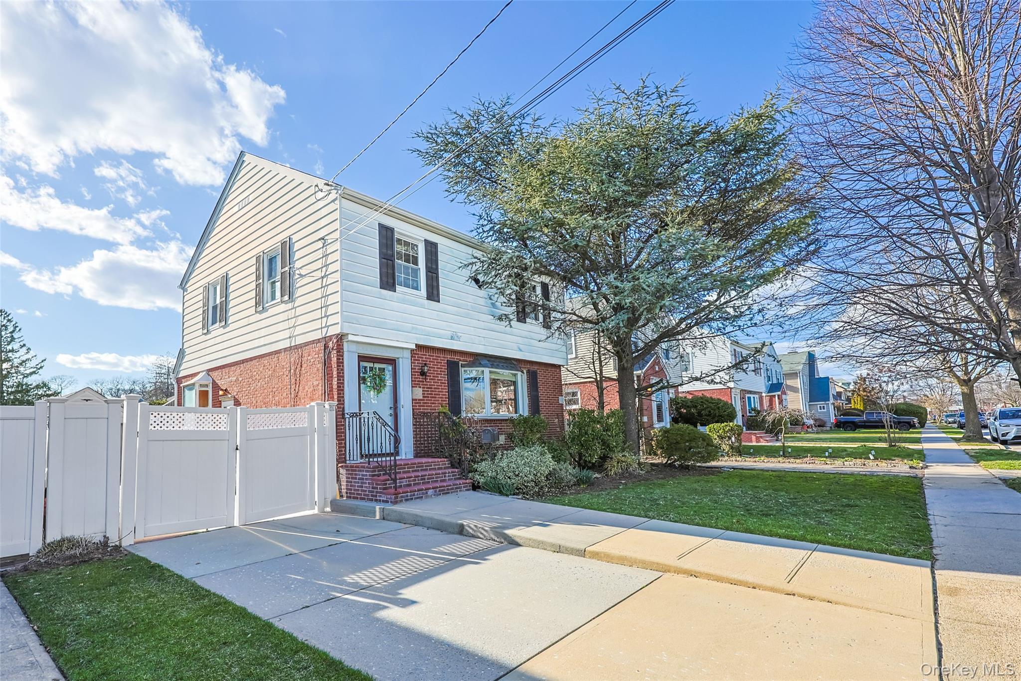Single Family Spruce  Nassau County, NY 11552, MLS-979558-2
